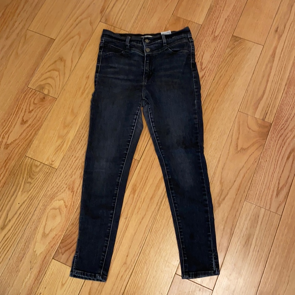 Levi Mile High skinnies